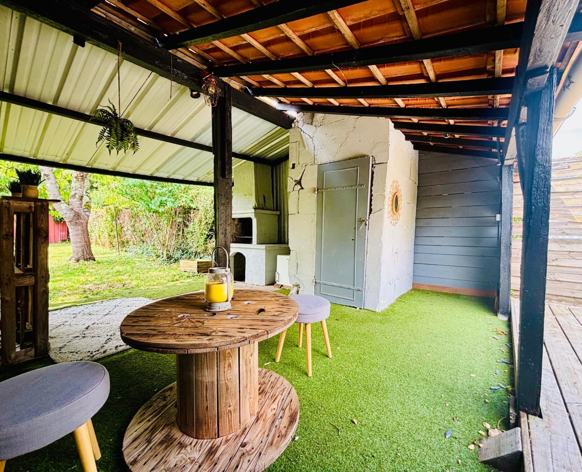 La Maison Du Parc, Charme Et Tranquillite Niort Kültér fotó